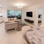아파트 Rez-de-jardin A Centre - Luxe & Design 칸느