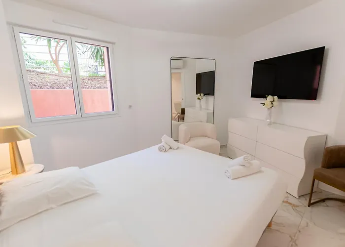 Rez-de-jardin A Centre - Luxe & Design * Cannes