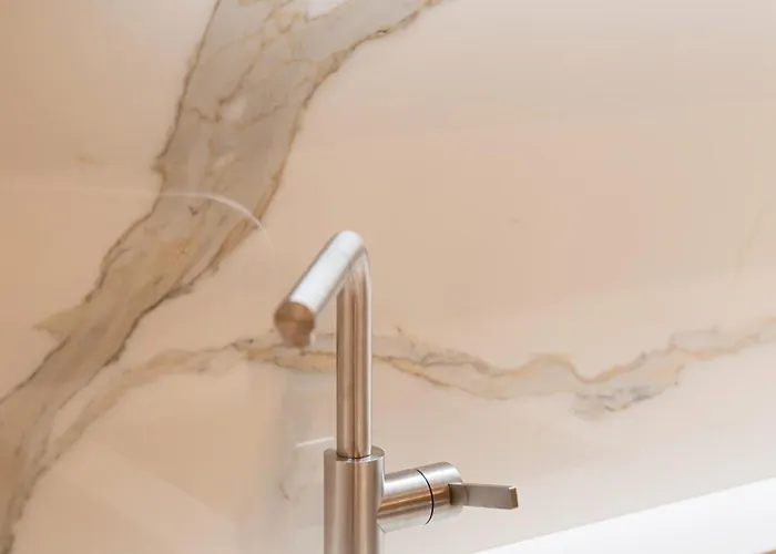 Rez-de-jardin A Centre - Luxe & Design *