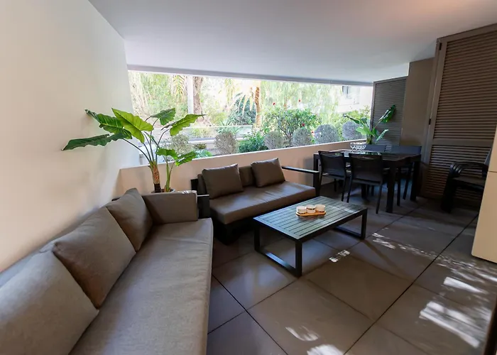 Rez-de-jardin A Centre - Luxe & Design *