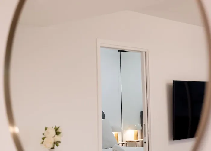 Rez-de-jardin A Centre - Luxe & Design Daire