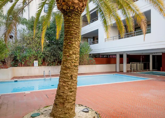 Rez-de-jardin à Centre - Luxe&design Appartement Cannes