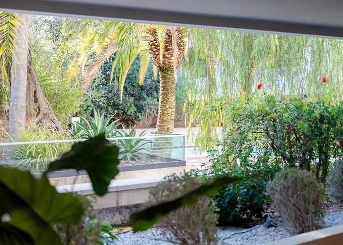 Rez-de-jardin A Centre - Luxe & Design Cannes