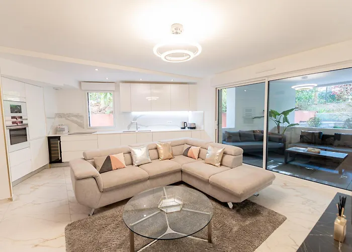 Apartman Rez-de-jardin A Centre - Luxe & Design