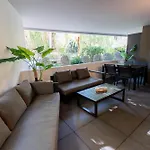 Rez-de-jardin A Centre - Luxe & Design *